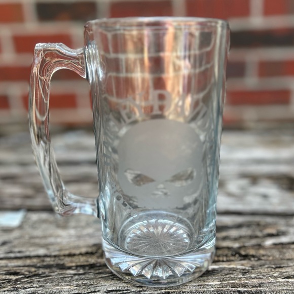 Harley-Davidson Motorcycles Heavy Duty Etched Skull Beer Mug B-3 - Picture 6 of 6